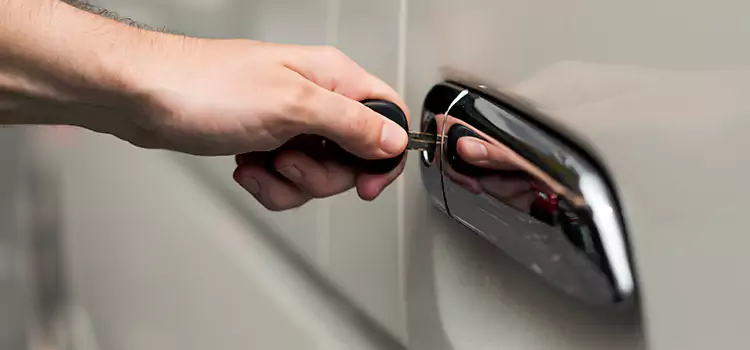 Why Choose Our Auto Locksmith Team in Kerrville, TX?